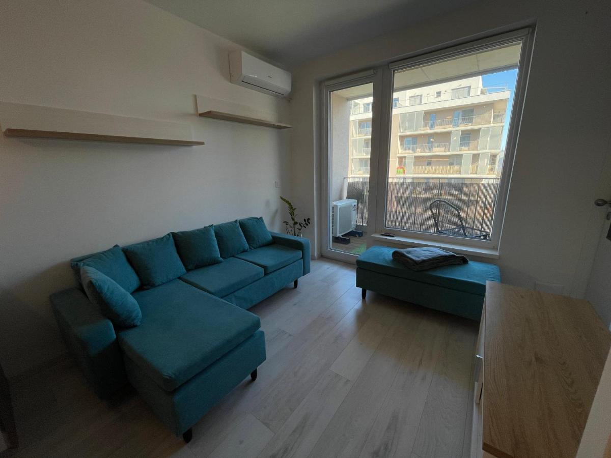 Modern And Quiet Apartment With Air Conditioning And Private Parking Košice Buitenkant foto